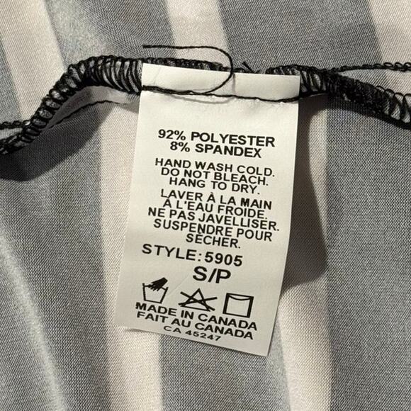 Michael Tyler Cardigan Abstract Minimalist Geometric Classic Black White Small - Picture 4 of 5